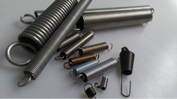 拉伸弹簧长期应用时常会出现哪些问题?